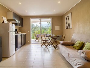 TV - Beautiful villa for 4 people with A/C, WIFI, TV, terrace and pets allowed (Bauduen)