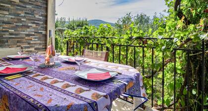 Magnifique maison de vacances avec climatisation, WIFI, TV, terrasse, animaux admis et parking