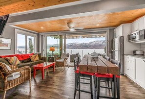 Cottage | Living area | 42-inch flat-screen TV with cable channels