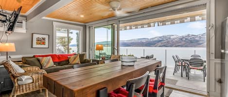 Cottage | In-room dining