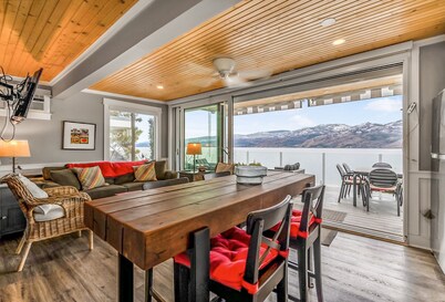 Lakeside Serenity Retreat 10