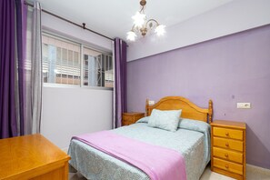 1 bedroom, desk, iron/ironing board - Apartamento MAR Azul Calpe (Calpe)