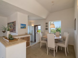 Dining - Wonderful private villa for 7 people with A/C, WIFI, TV and terrace (Aglientu)