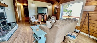 Waterfront - Cozy  Baie Chalet