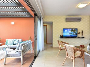 Fernseher, DVD-Player