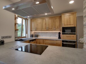 Microonde, forno, lavastoviglie