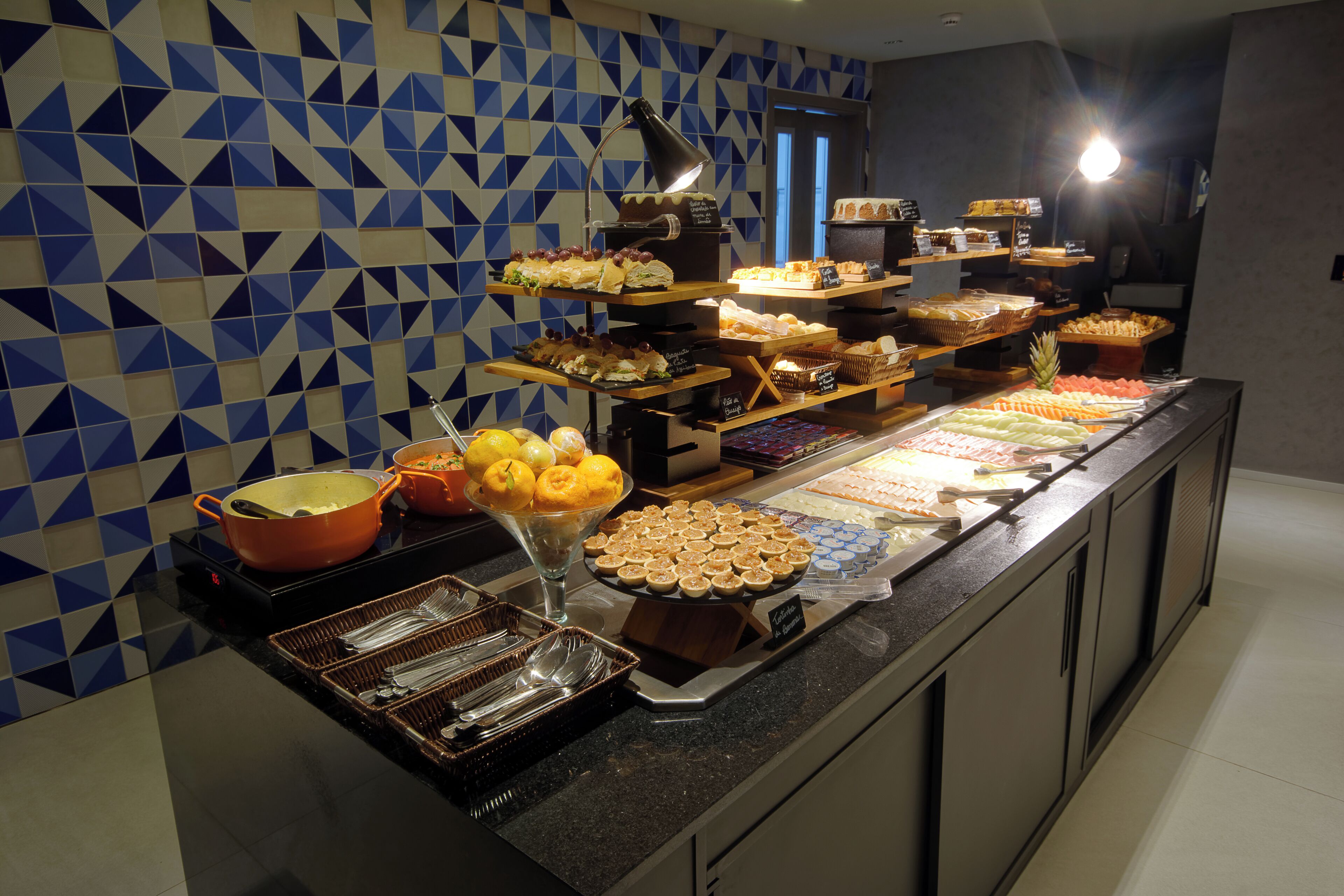 Foto - Golden Tower Express Nações Unidas by Fênix Hotéis