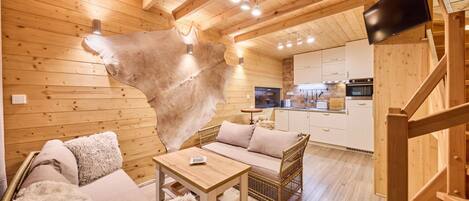 Televisión, chimenea