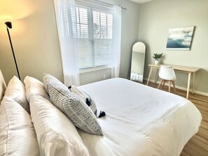 2 bedrooms, desk, free WiFi, bed sheets