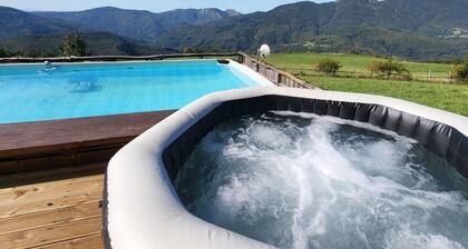 Magnifique maison de vacances privée avec piscine privée, WIFI, TV, terrasse et animaux admis