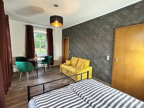 Interior - Beautiful apartment for 2 guests with WIFI, TV and pets allowed (Zittau)