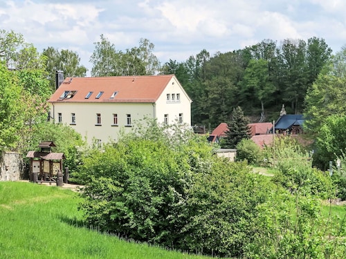 Schöne Wohnung für 2 Gäste mit  W-LAN, TV und Haustiere erlaubt
