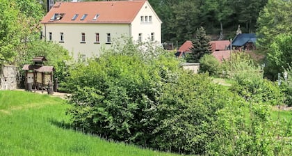 Schöne Wohnung für 2 Gäste mit W-LAN, TV und Haustiere erlaubt