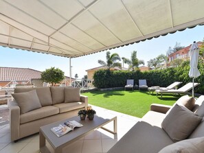 Terrace/patio - Beautiful private villa for 6 guests with A/C, pool, WIFI, TV and patio (Playa Del Ingles)