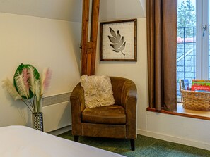 1 soverom, reiseseng for barn, wi-fi (mot et tillegg) og sengetøy