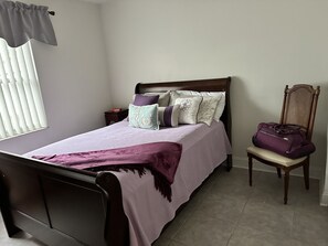 3 Schlafzimmer, Bügeleisen/Bügelbrett, WLAN, Bettwäsche