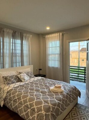 3 dormitorios, tabla de planchar con plancha, wifi gratis y ropa de cama