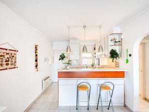 Microwave, oven, dishwasher, toaster