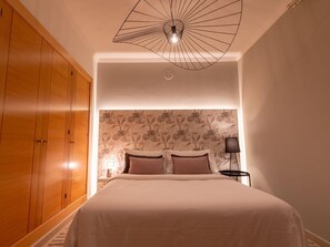 2 chambres, lit parapluie, Wi-Fi gratuit, draps fournis