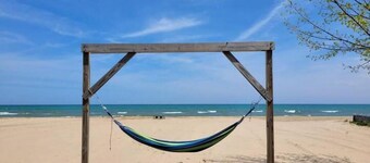 Beach Hotel Room · Havenwood Shores No. 10