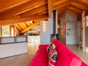 Interior - Nice apartment for 5 people with WIFI, A/C, TV and balcony (Musso)