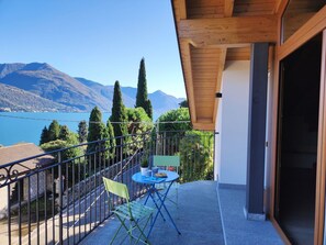Outdoor dining - Nice apartment for 5 people with WIFI, A/C, TV and balcony (Musso)