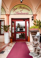 Facciata della struttura