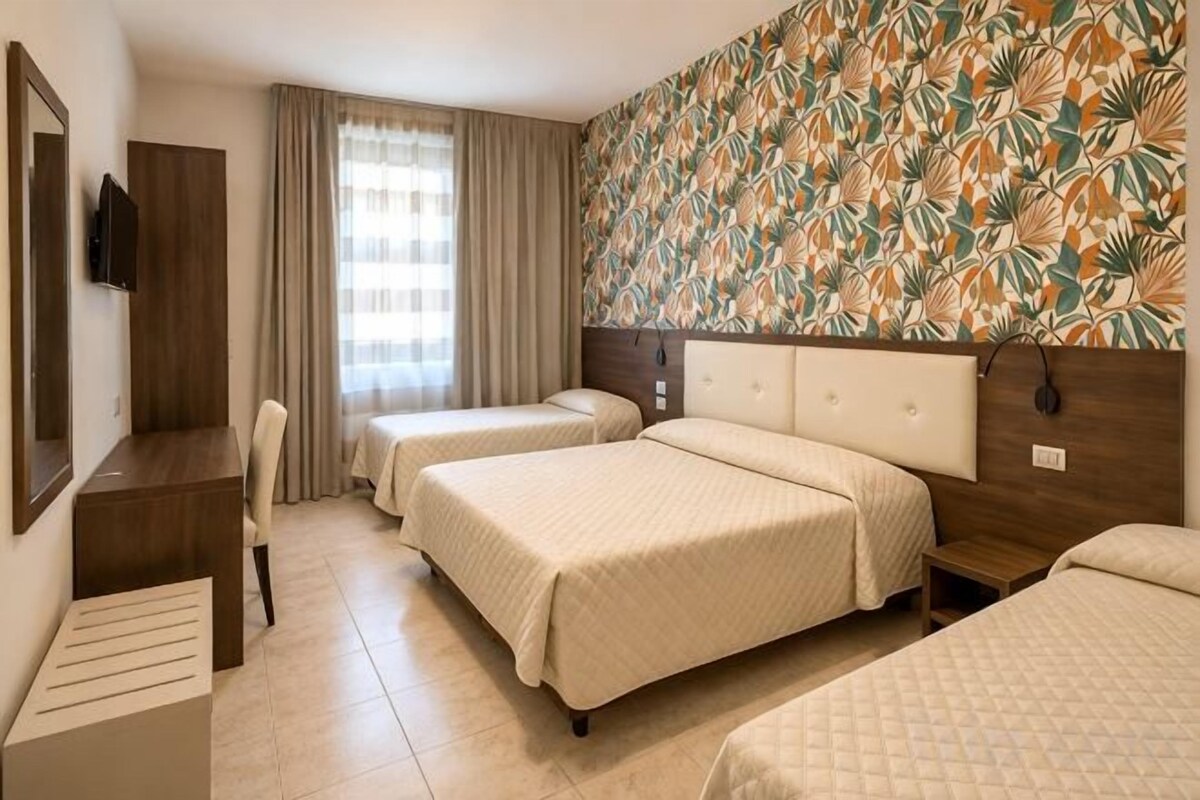 Desk, free WiFi, bed sheets