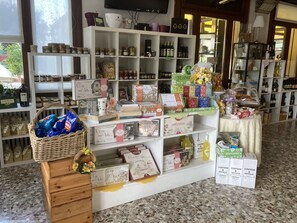 Bar (on property) - Locanda al Santuario (Peschiera del Garda)