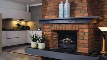 Mikrovågsugn, ugn och diskmaskin