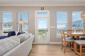 Smart-TV, DVD-spiller og fotballspill