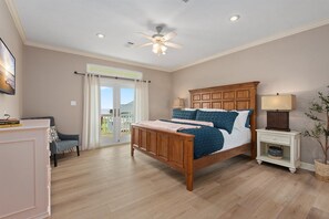 4 bedrooms, iron/ironing board, WiFi, bed sheets - Unbeatable LOCATION, first row, Oceanfront! (Bolivar Peninsula)