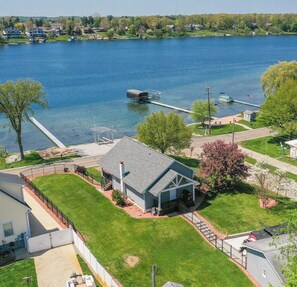Aerial view - Cozy LakeHouse on Baldwin Lake, Great outdoor space with Boat Rental Available! (Union)