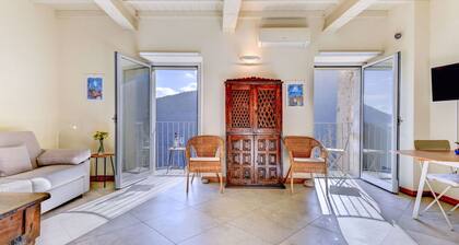 Nice apartment for 2 people with A/C, WIFI, balcony and pets allowed