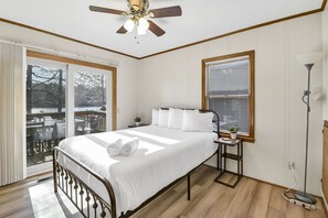 3 chambres, fer et planche à repasser, lit parapluie, Wi-Fi gratuit