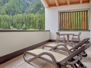 Property grounds - Lovely apartment for 4 guests with WIFI, TV, terrace and pets allowed (Lehn)