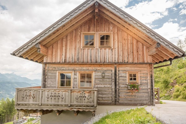 Pflanze, Wolke, Himmel, Gebäude, Fenster, Eigentum, Holz, Haus, Baum, Grundstueck