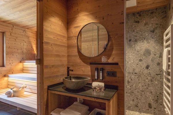 Spiegel, Gebäude, Armatur, Zapfhahn, Holz, Interior Design, Sinken, Fussboden, Flooring, Regal