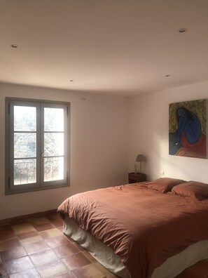 5 Schlafzimmer, Bügeleisen/Bügelbrett, WLAN, Bettwäsche