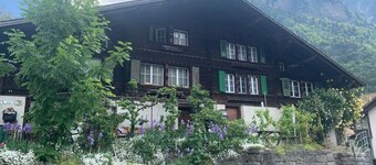 Charming Alpine Retreat by Apartments Capricorn