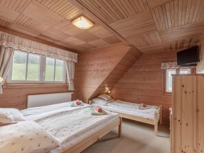 7 soverom, reiseseng for barn og wi-fi (inkludert)