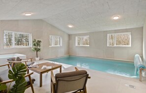 Piscine couverte