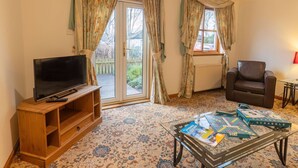 Unclassified image, 5 of 31, button - Lovely apartment for 4 people with TV and terrace (Inverness)