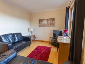 TV - Beautiful apartment for 4 guests with WIFI, TV and patio (Inverness)