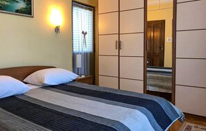 3 soverom, wi-fi (inkludert) og sengetøy