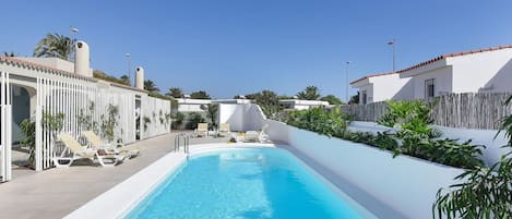 Water, Sky, Property, Building, Swimming Pool, Azure, Plant, Shade, Tree, Body Of Water