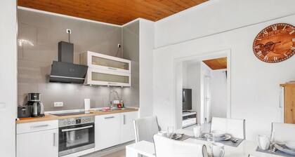 Schöne Wohnung für 4 Leute mit W-LAN, TV, Innenhof und Haustiere erlaubt