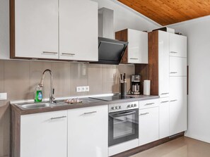 Ovn og oppvaskmaskin