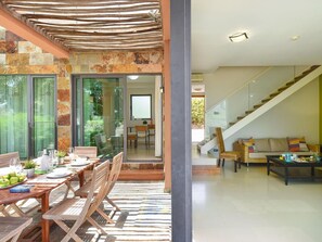 Dining - Beautiful private villa for 6 people with A/C, pool, TV and pets allowed (Maspalomas)