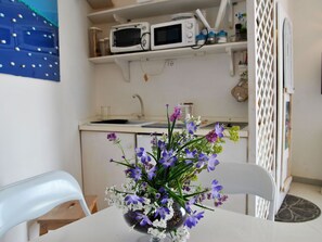 Mikrowelle, Hochstuhl